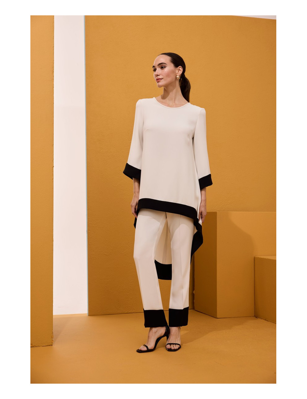 CONJ.BLUSON ASIMETRICO PANTALON